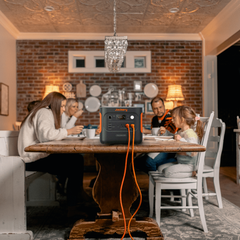 Load image into Gallery viewer, Jackery Explorer 2000 V2 Portable Power Station
